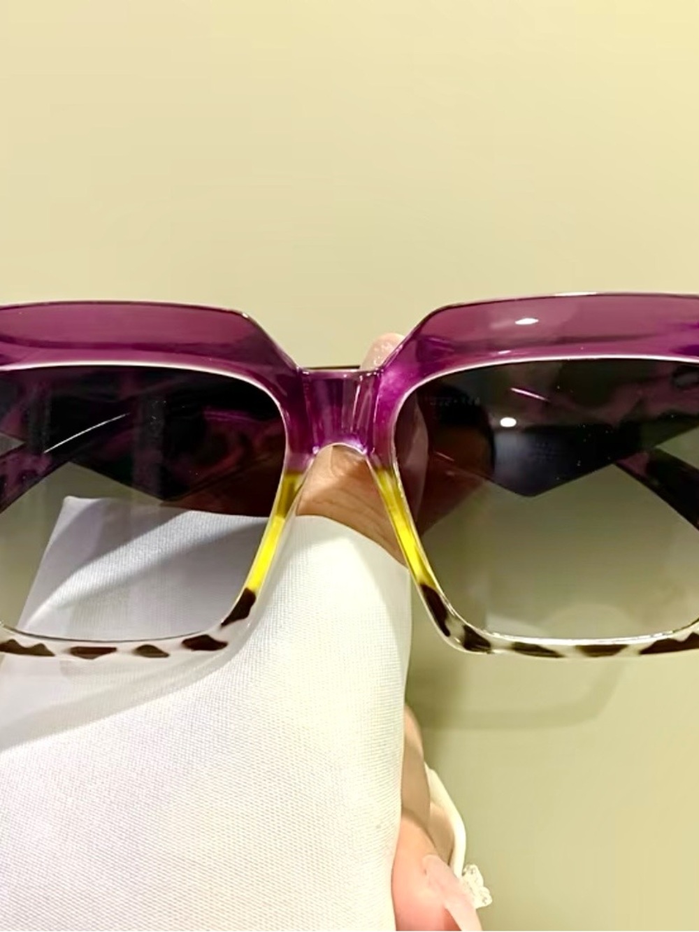 Purple Gradient Leopard-Arm Sunglasses - Picture 7 of 10